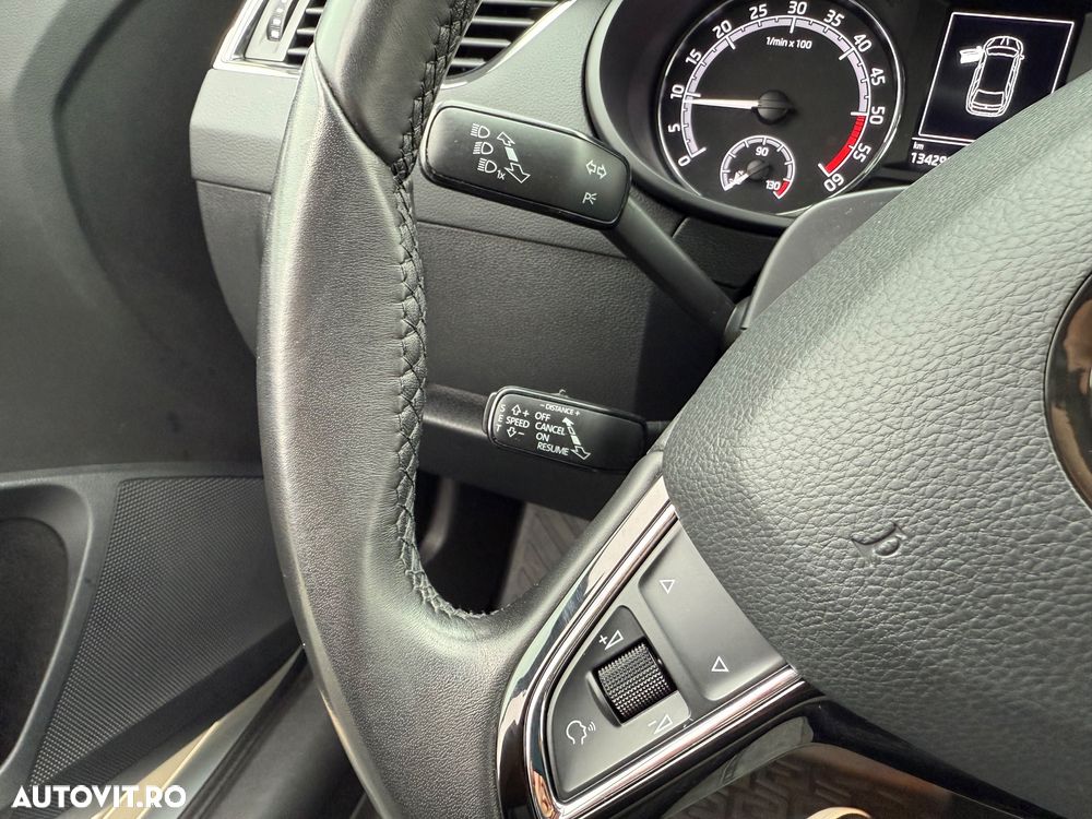 Skoda Octavia Combi Diesel 1.6 TDI Ambition - 25