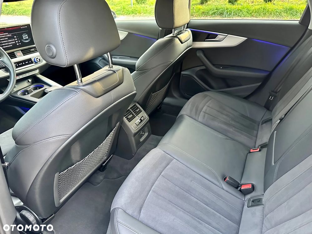 Audi A4 Limousine 35 TFSI mHEV Advanced S tronic - 24