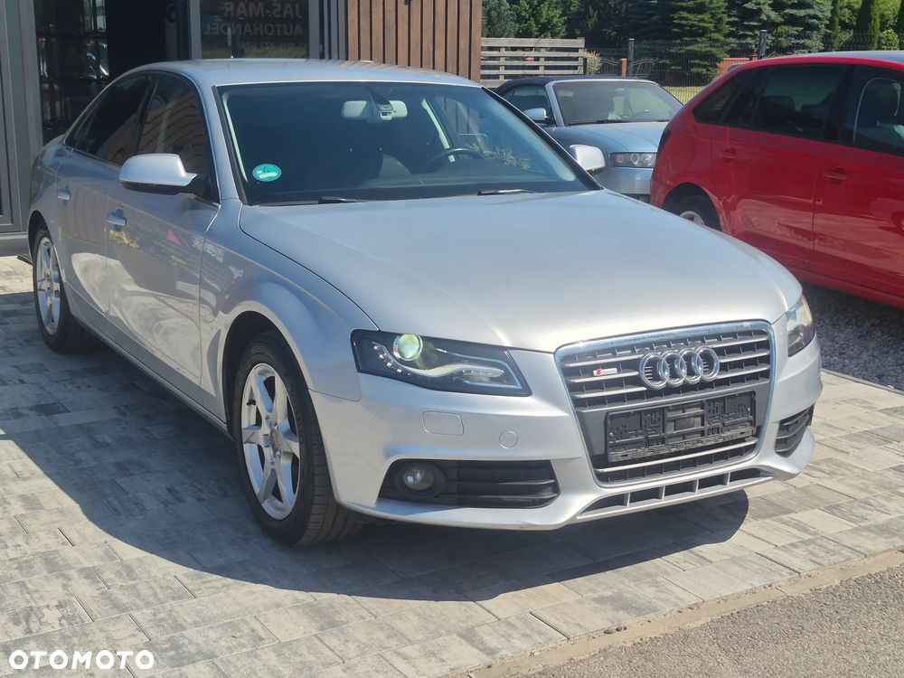 Audi A4 Limousine - 5
