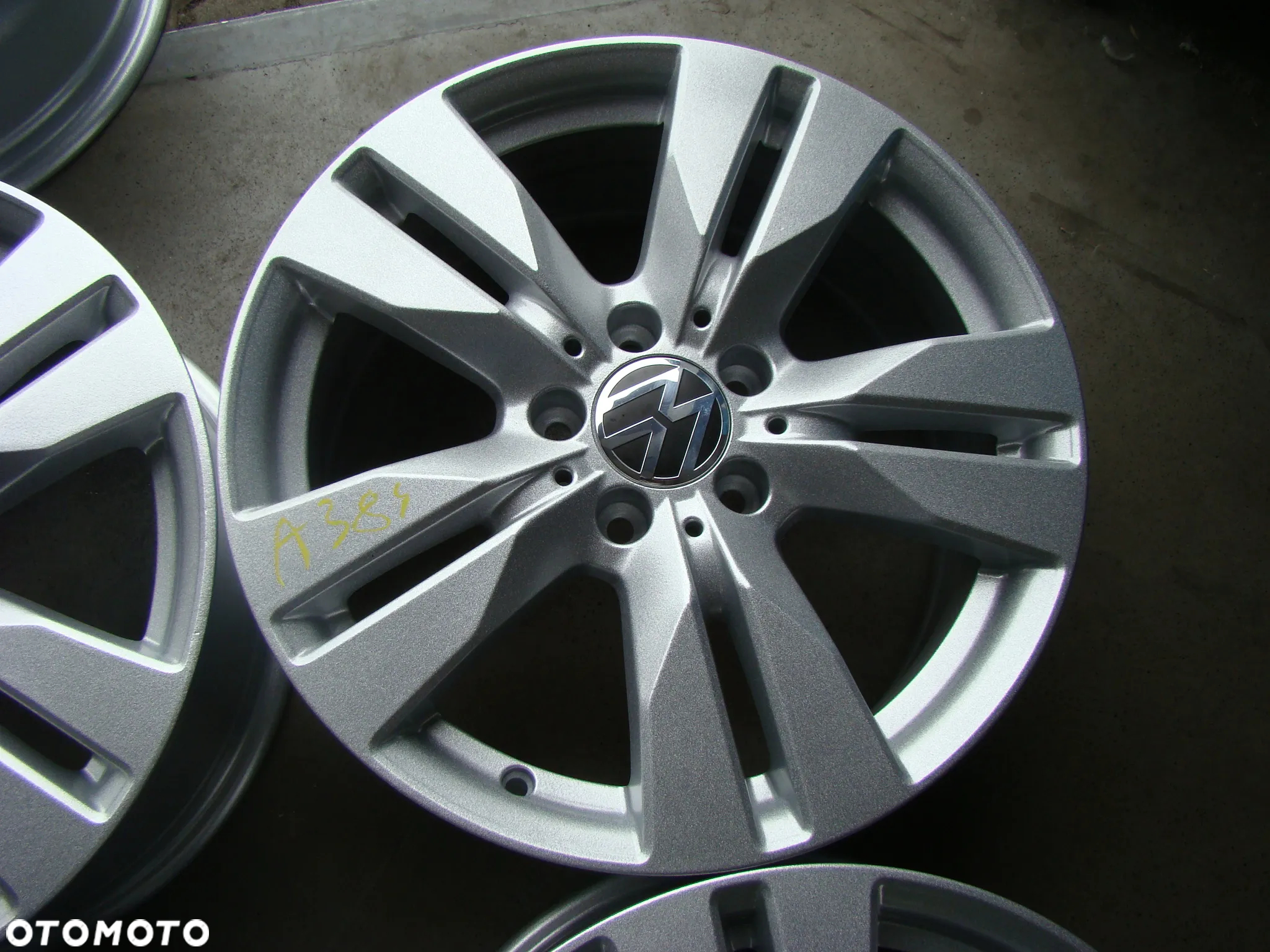 a384 5x112 VW T-Roc Caddy Jetta Touran Golf VII VIII Passat B7 B8 7,5jx17 - 3