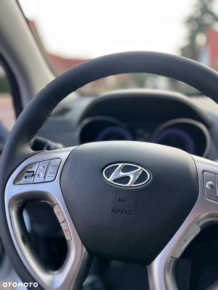 Hyundai ix35 2.0 4WD Premium - 28