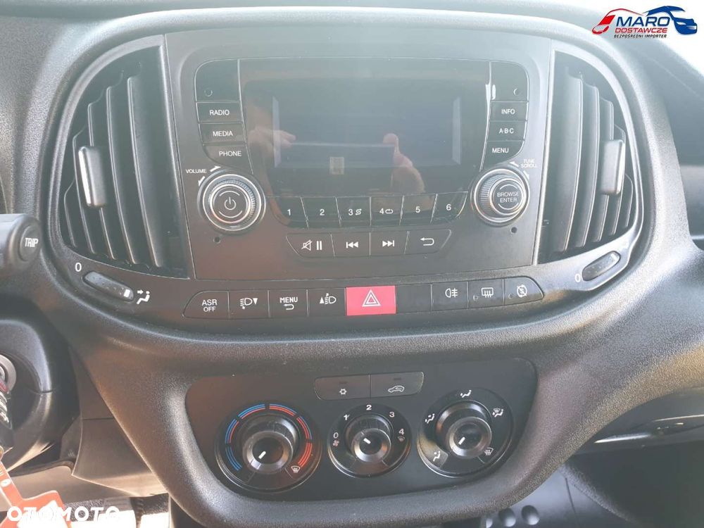 Fiat DOBLO MAXI 1.6 MAŁY PRZEBIEG Z POTWIERDZENIEM - 19