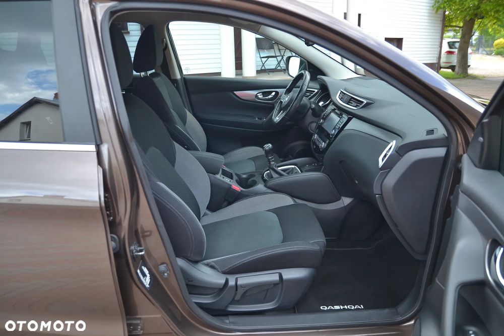 Nissan Qashqai 1.6 DCi N-Connecta EU6 - 15