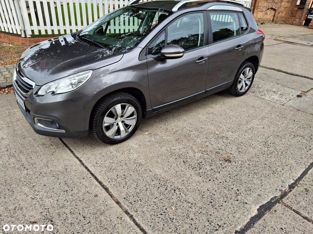 Peugeot 2008 - 8