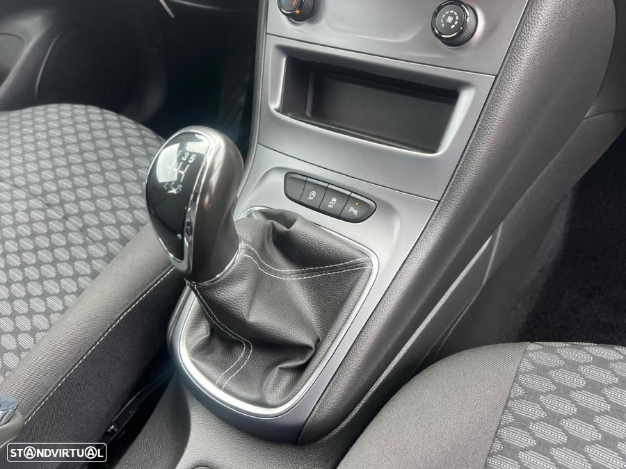 Opel Astra 1.5 D Business Edition S/S - 4