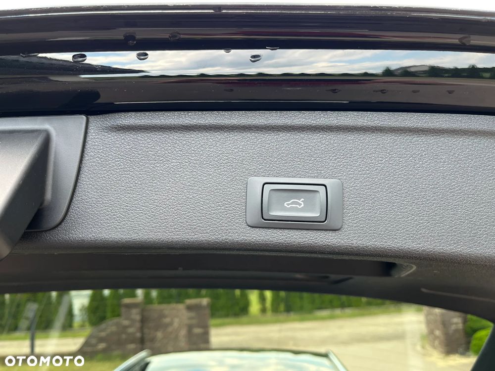Audi A4 Avant 2.0 TDI S tronic quattro sport - 19