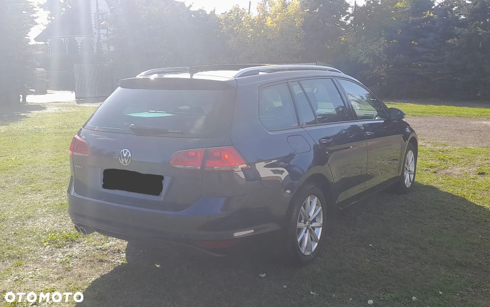 Volkswagen Golf Variant 2.0 TDI BlueMotion Technology Lounge - 4