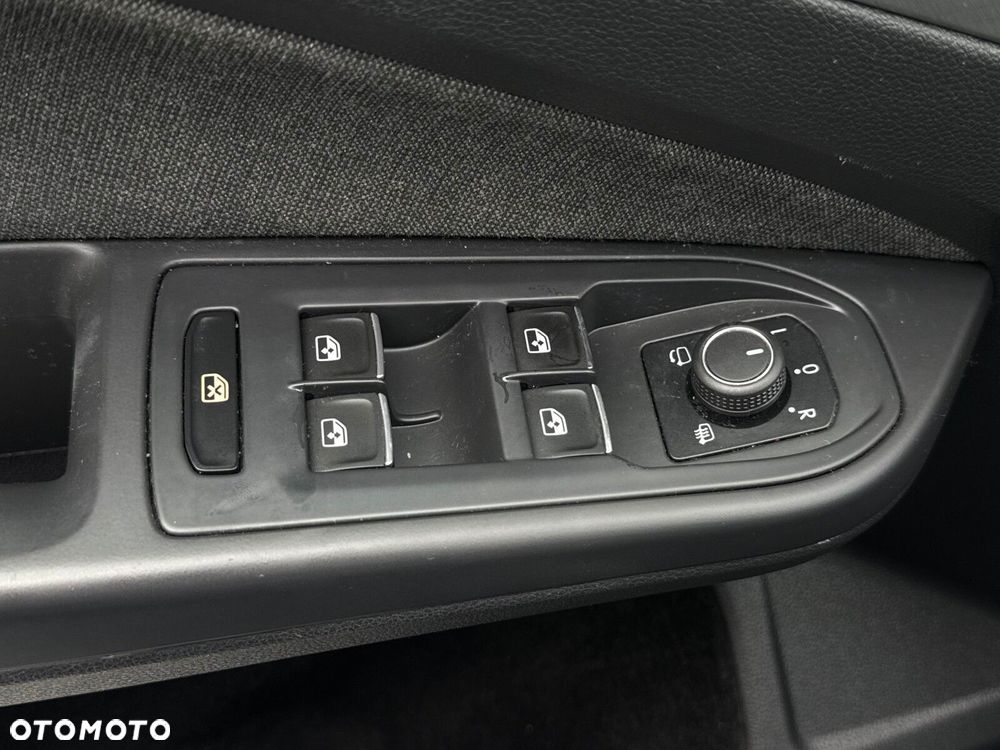 Volkswagen Golf 2.0 TDI Life - 21