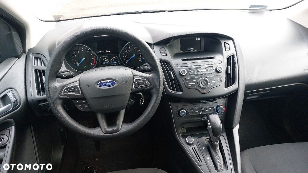 Ford Focus 1.5 EcoBoost Trend ASS PowerShift - 6