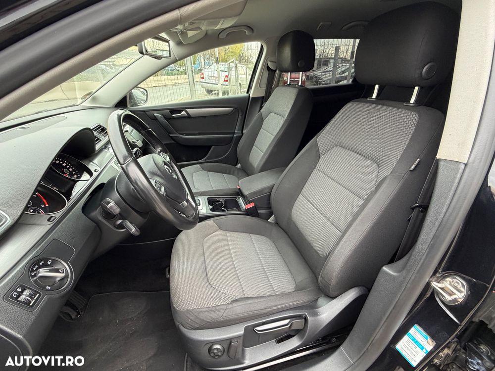 Volkswagen Passat Variant 2.0 TDI DSG BlueMotion Technology Comfortline - 22