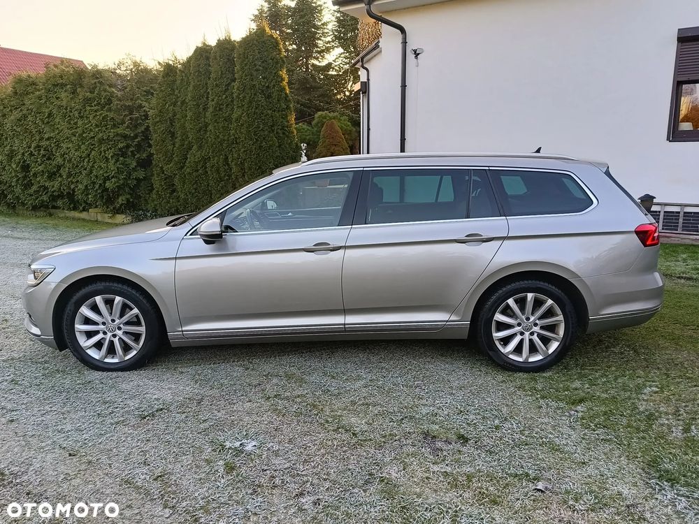 Volkswagen Passat 2.0 TDI SCR (BlueMotion Tech) 4Mot DSG Highline - 2