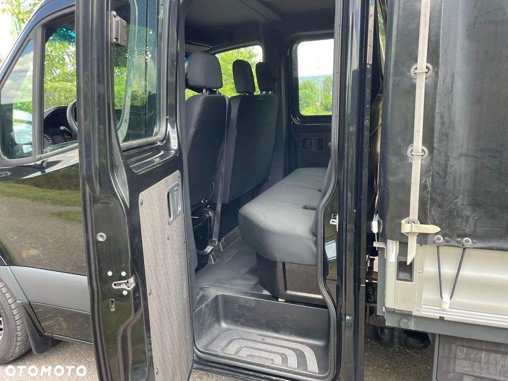 Mercedes-Benz Sprinter - 9