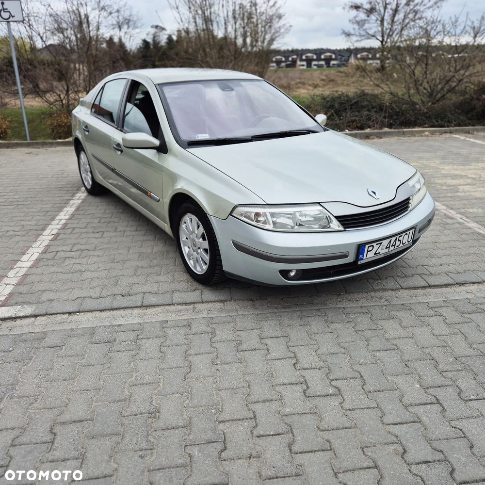 Renault Laguna 1.8 Concorde - 4