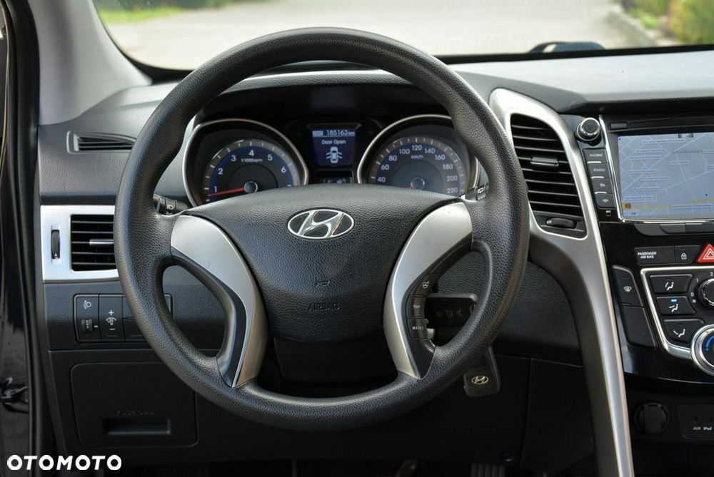 Hyundai i30 1.4 Comfort - 23
