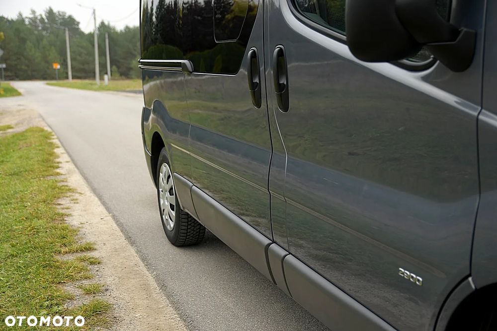 Opel Vivaro - 14