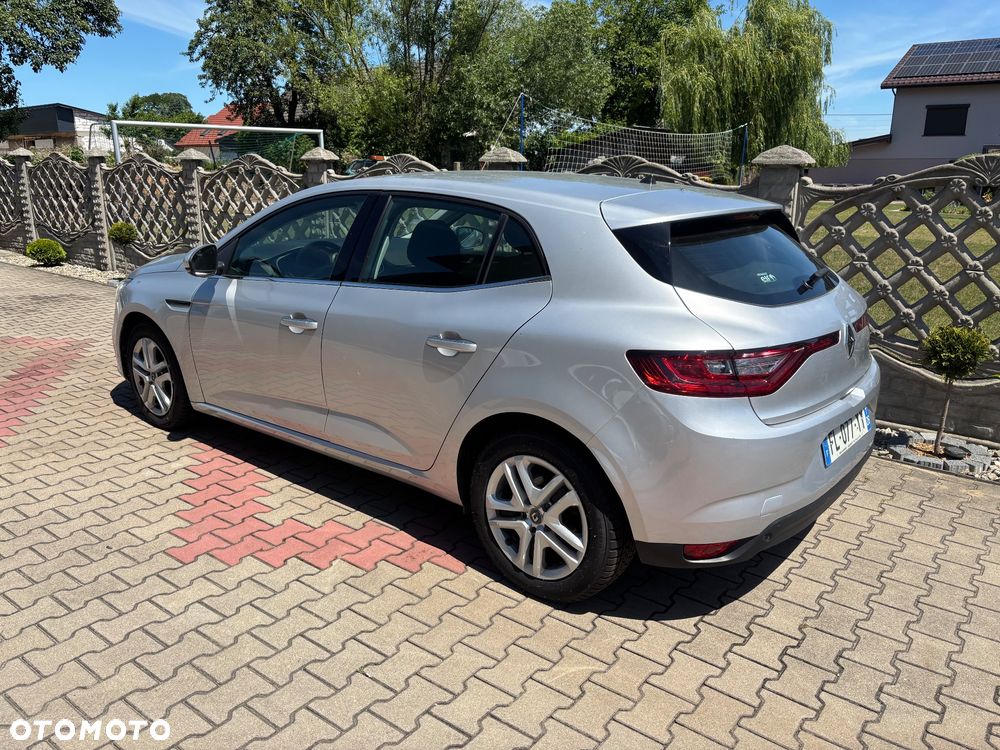 Renault Megane 1.5 Blue dCi Intens EDC - 6