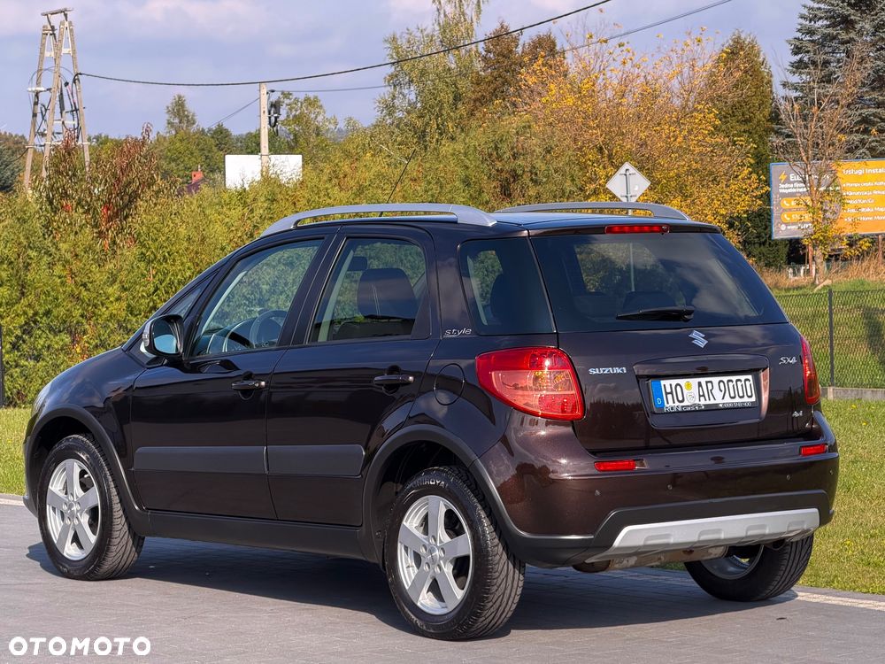 Suzuki SX4 1.6 VVT 4x4 Style - 13