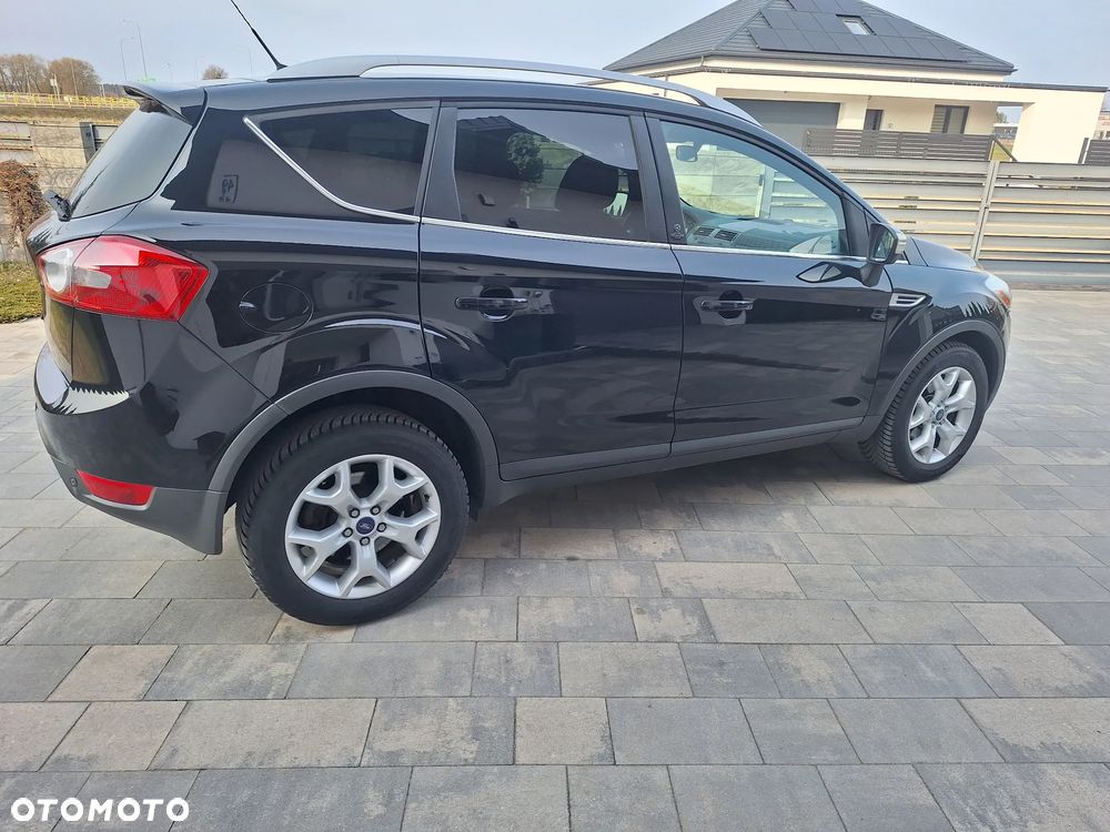 Ford Kuga 2.0 TDCi 2x4 Champions Edition - 8