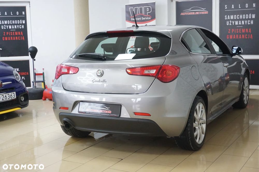 Alfa Romeo Giulietta 1.4 TB 16V Multiair - 4