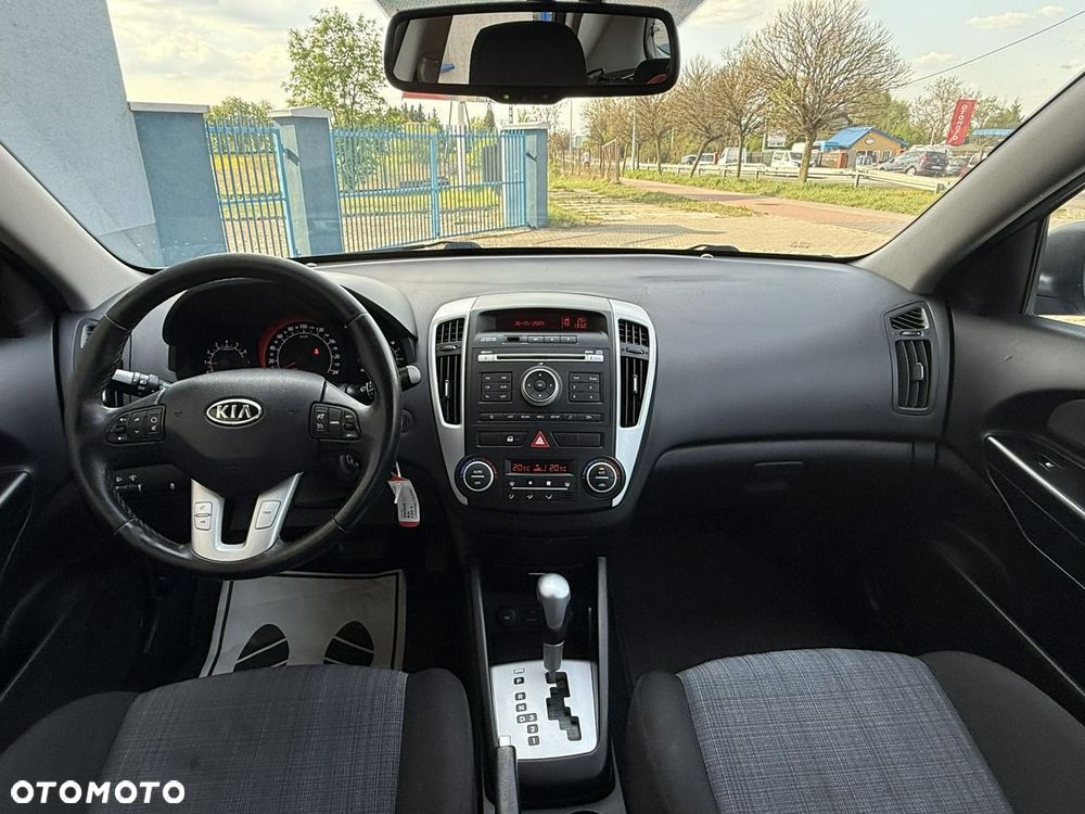 Kia Ceed - 5