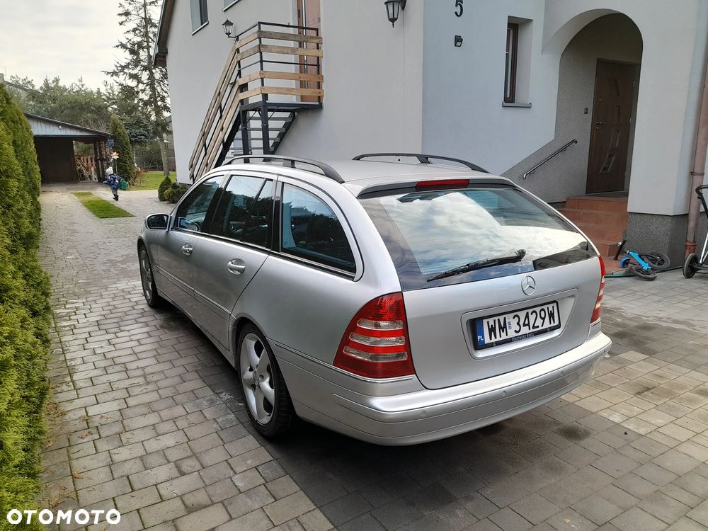 Mercedes-Benz Klasa C - 2