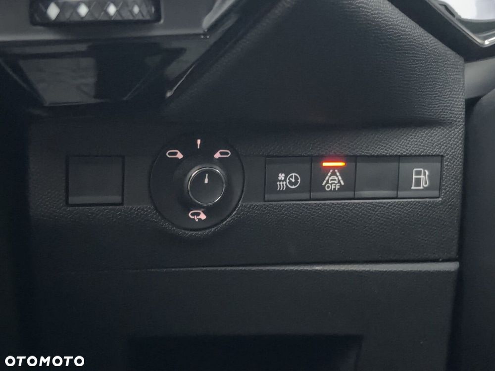 DS Automobiles DS 7 Crossback - 32