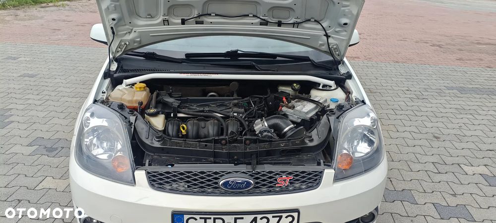 Ford Fiesta - 7