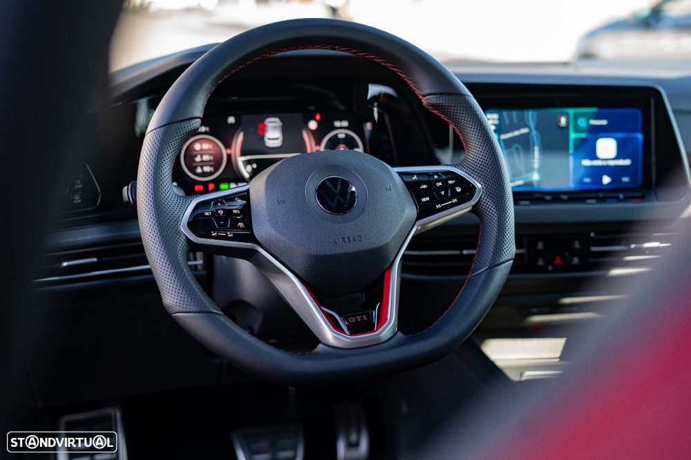 VW Golf 2.0 TSI GTI DSG - 19