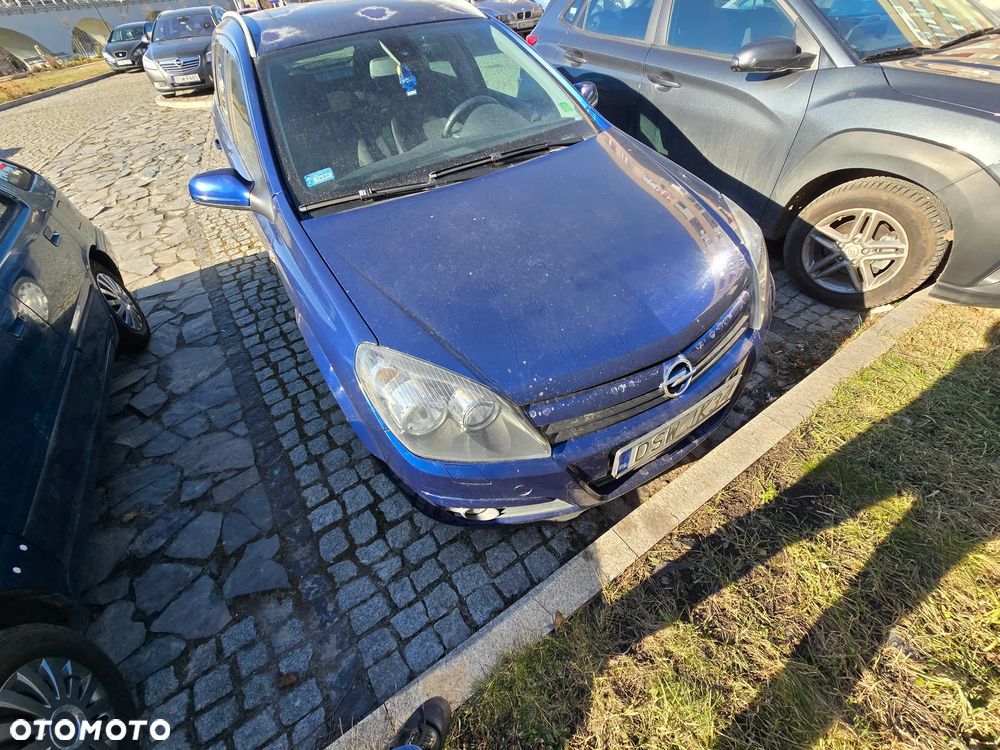 Opel Astra 1.8 Sport - 1