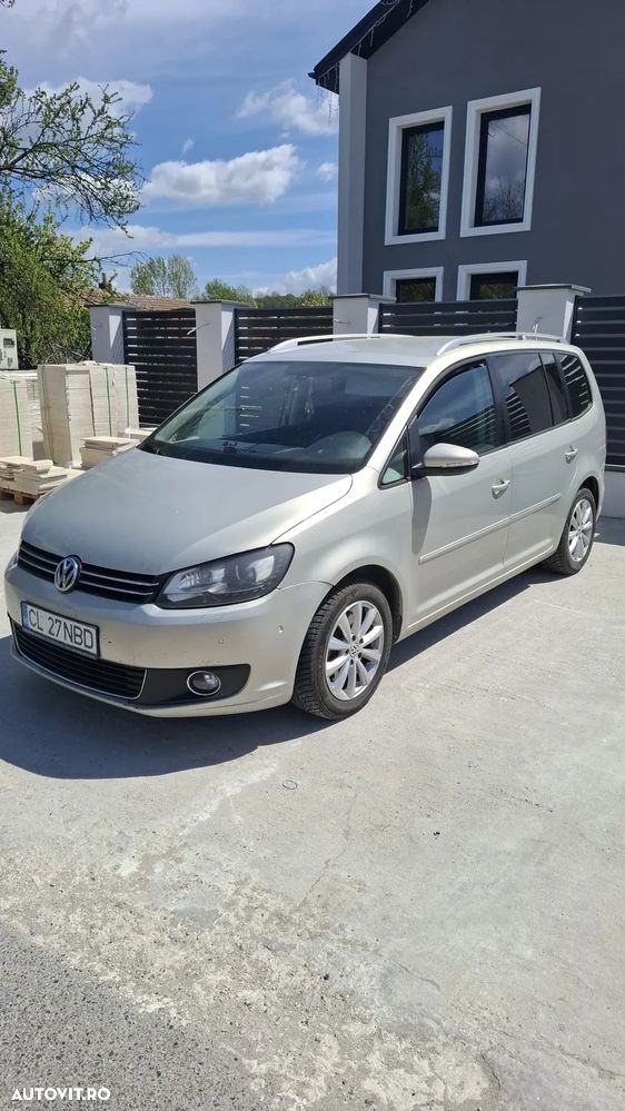 Volkswagen Touran 2.0 TDI DPF Highline DSG - 2