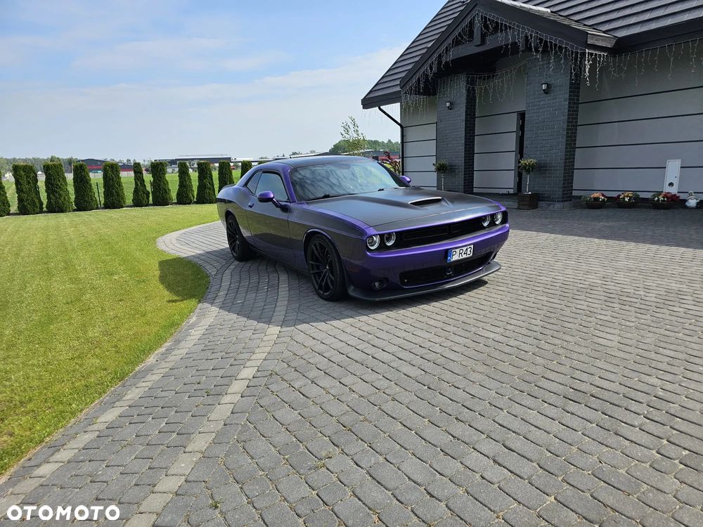 Dodge Challenger - 3