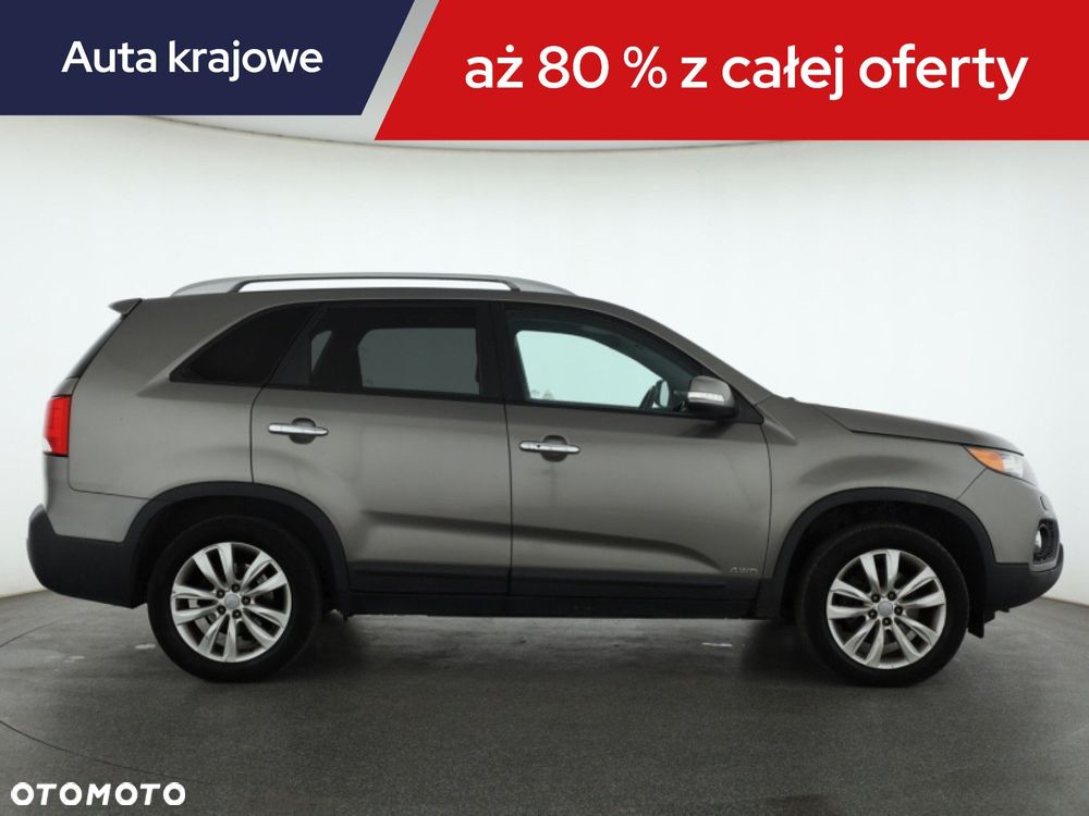 Kia Sorento - 8