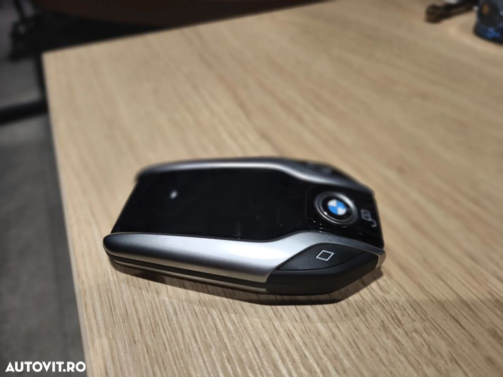 BMW Seria 5 520d xDrive Aut. - 13