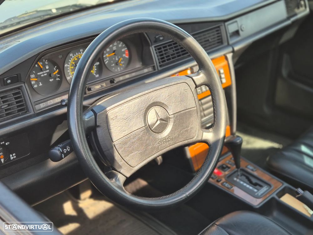 Mercedes-Benz W201 (1982-1993) - 18