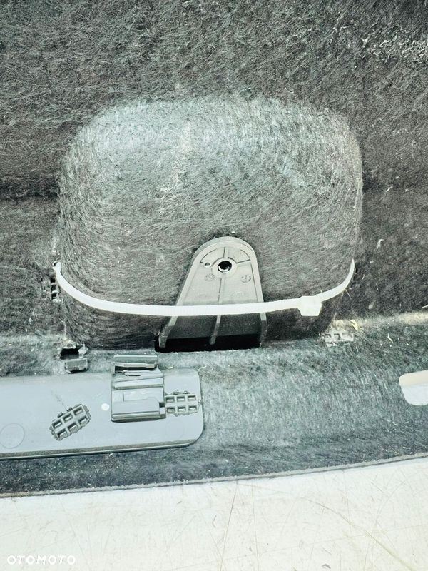 TAPICERKA KLAPY TYL AUDI A4 B9 SEDAN 8W5867975F CA9 - 7