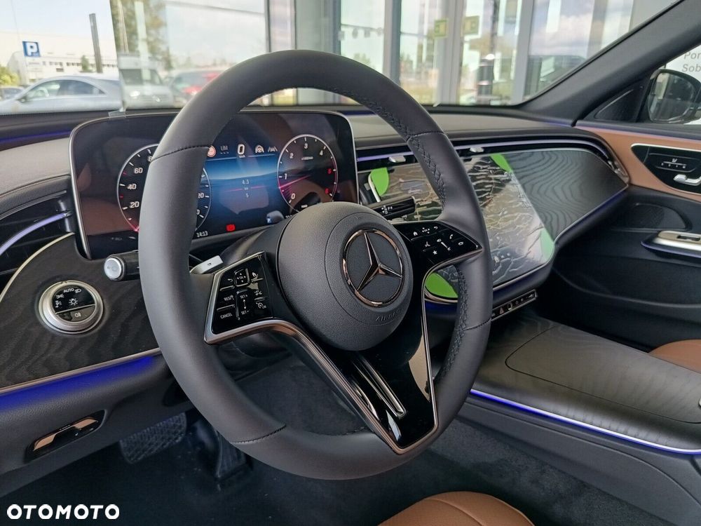 Mercedes-Benz Klasa E - 12