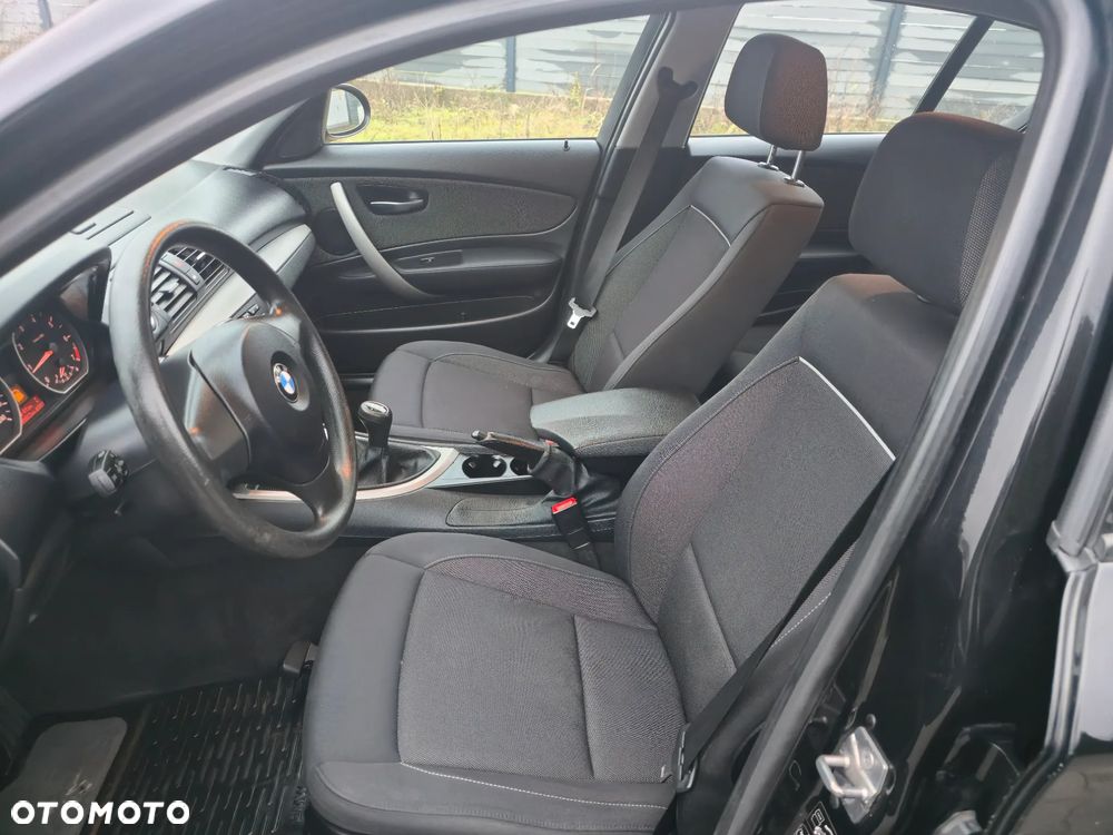 BMW Seria 1 118i Edition Sport - 15