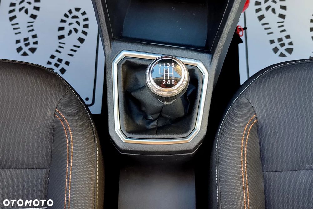 Dacia Sandero - 27