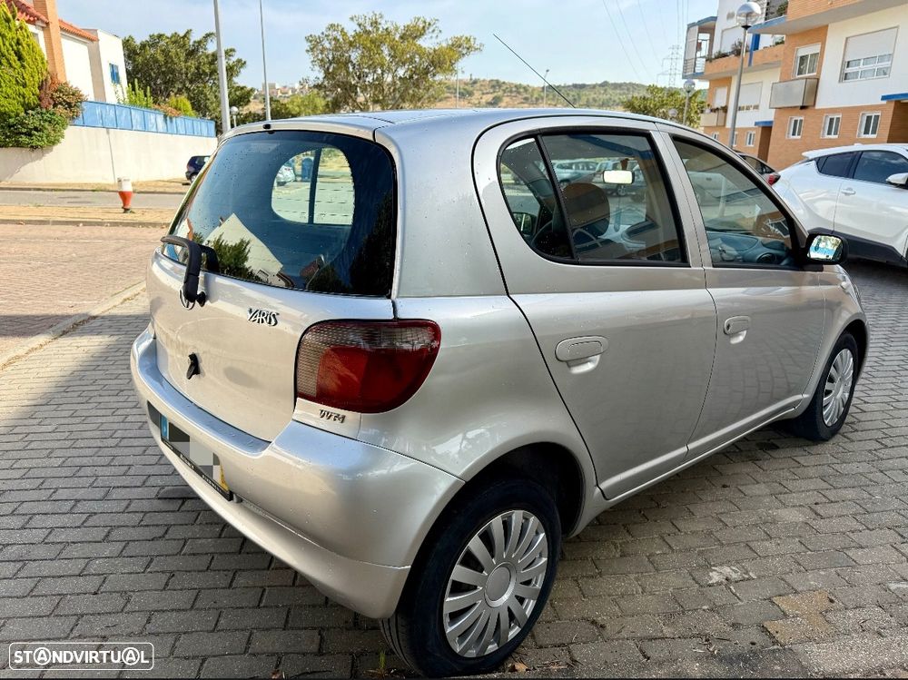 Toyota Yaris 1.0 Sol - 5