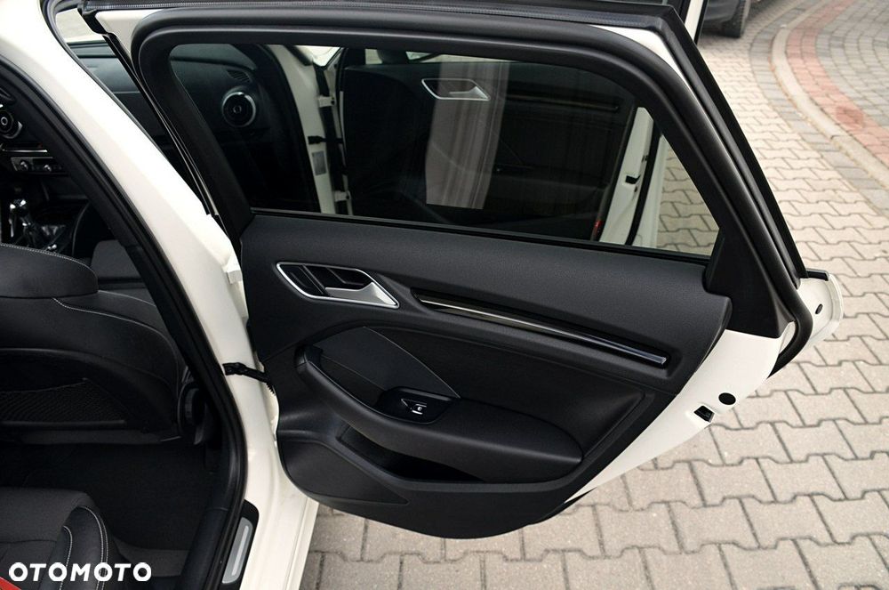 Audi A3 Sportback - 17