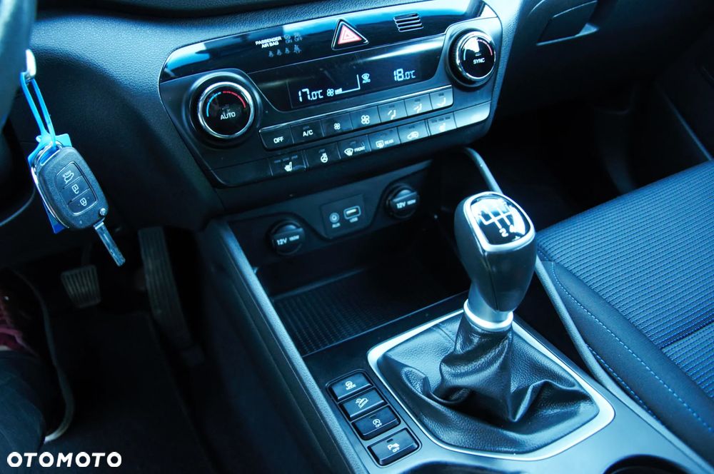 Hyundai Tucson 2.0 CRDI 2WD Style - 14