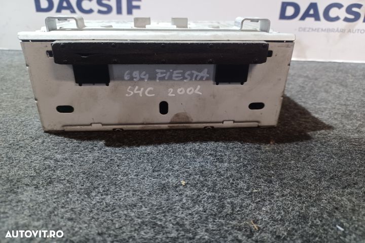 Radio cd AA6T-18C815-GG AA6T18C815GG 8A61-18A802-BKW Ford Fiesta 6 [2 - 1
