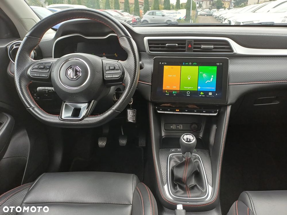 MG ZS ICE 1.5 VTI-tech Luxury - 19