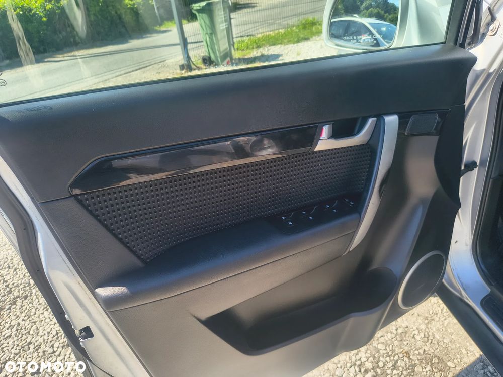Chevrolet Captiva 2.4 2WD Travel Edition - 15