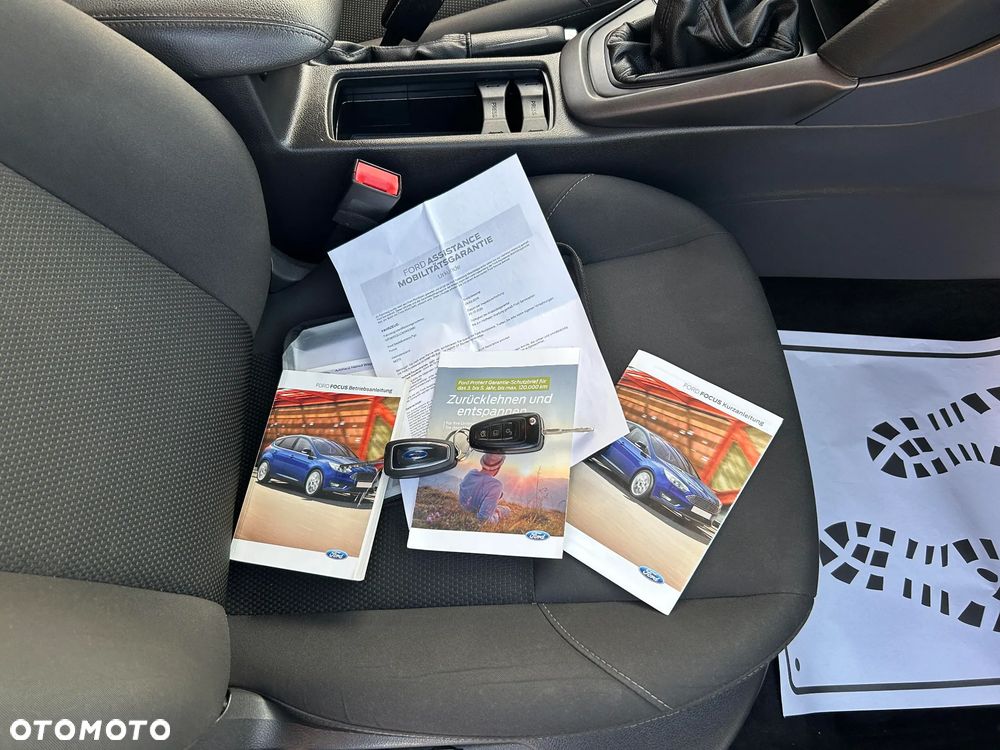 Ford Focus - 23