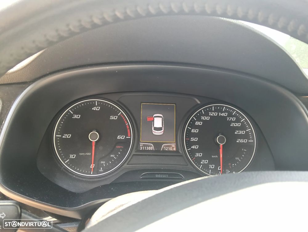 SEAT Leon ST 1.6 TDI Reference Ecomotive - 6
