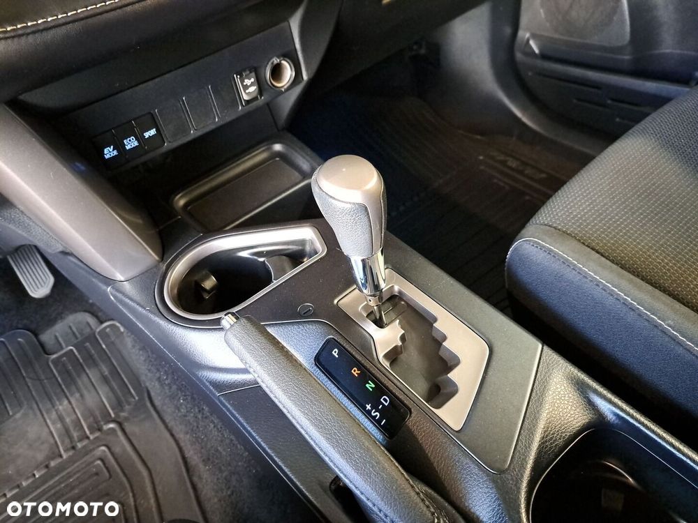 Toyota RAV4 Hybrid Premium 4x4 - 30