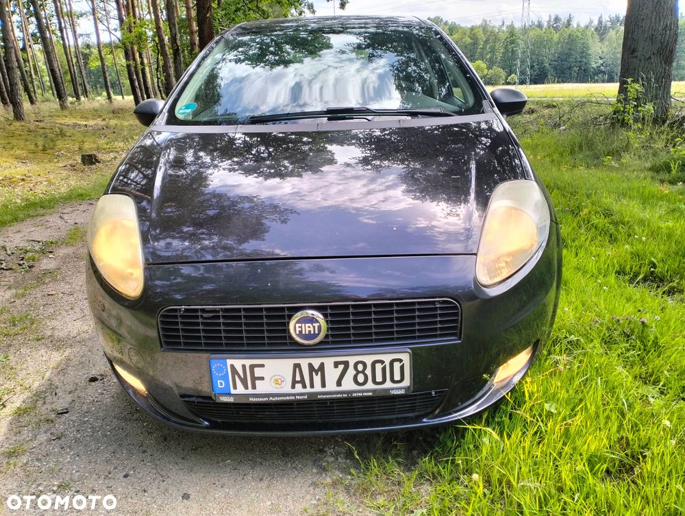 Fiat Punto 1.4 16V Dynamic - 12