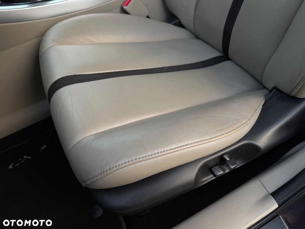 Mazda CX-7 2.3T Exclusive - 15