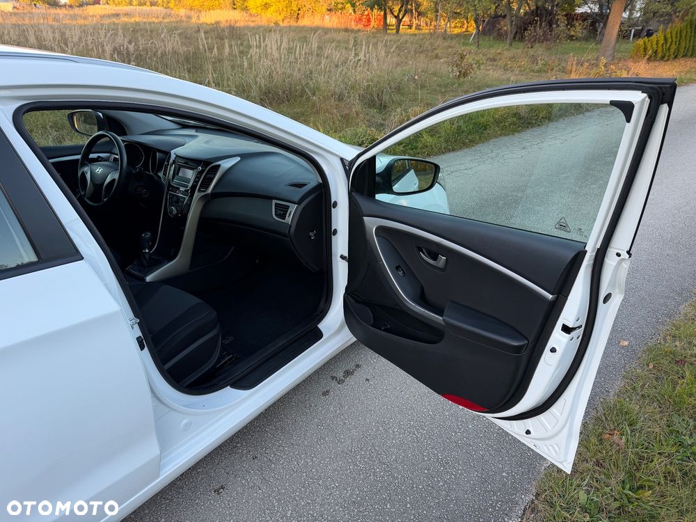 Hyundai i30 - 25